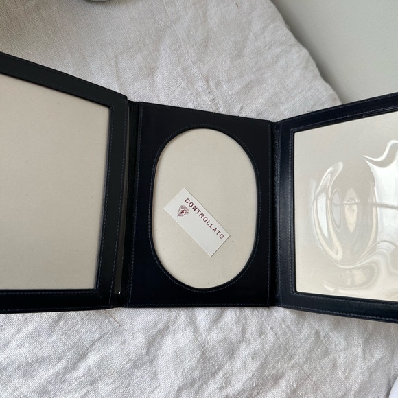 Vintage, Rare, & Authentic GUCCI Navy Blue Leather GG Picture Frame Photo Album - Picture 5 of 7